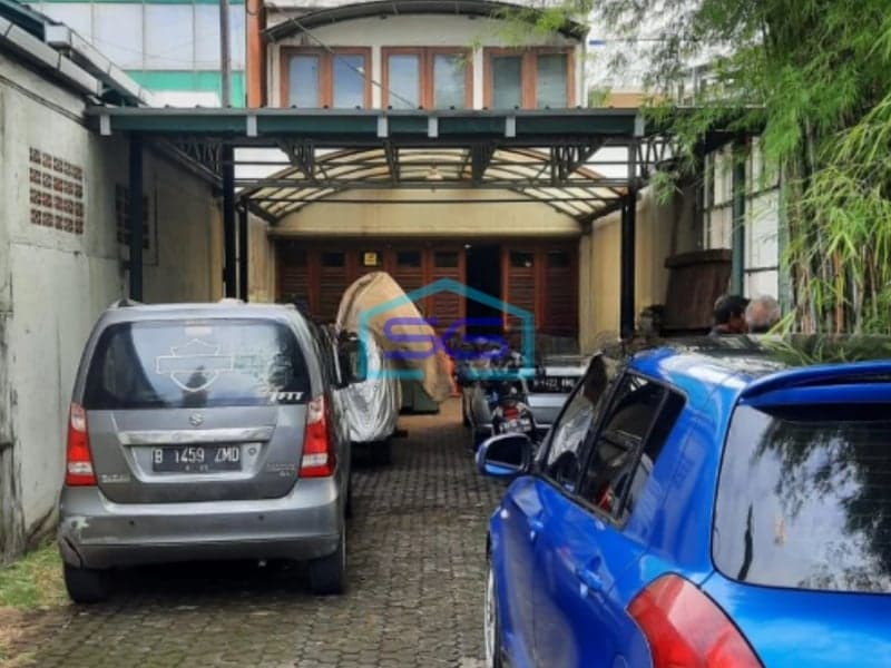 Dijual Gedung Kantor di Luas Bangunan 175m2 Lokasi Strategis di Kemayoran Jakarta Pusat