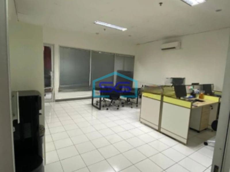 Dijual Ruko Graha Cempaka Mas Bangunan 4 Lantai Luas Bangunan 1200m² di Jakarta Pusat