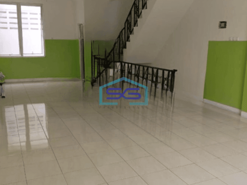 Disewakan Ruko Luas Bangunan  195 m² Lokasi Strategis di Harapan Indah Bekasi