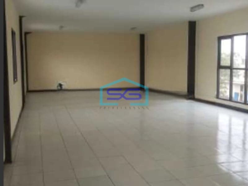 Disewakan Pabrik Baru Renovasi Bagus Siap Huni di Cikarang Bekasi LB 1127m2