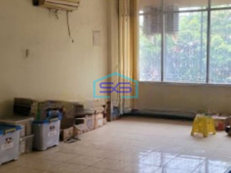 Disewakan Ruko Luas Tanah  144 m² Lokasi di Jakarta Pusat