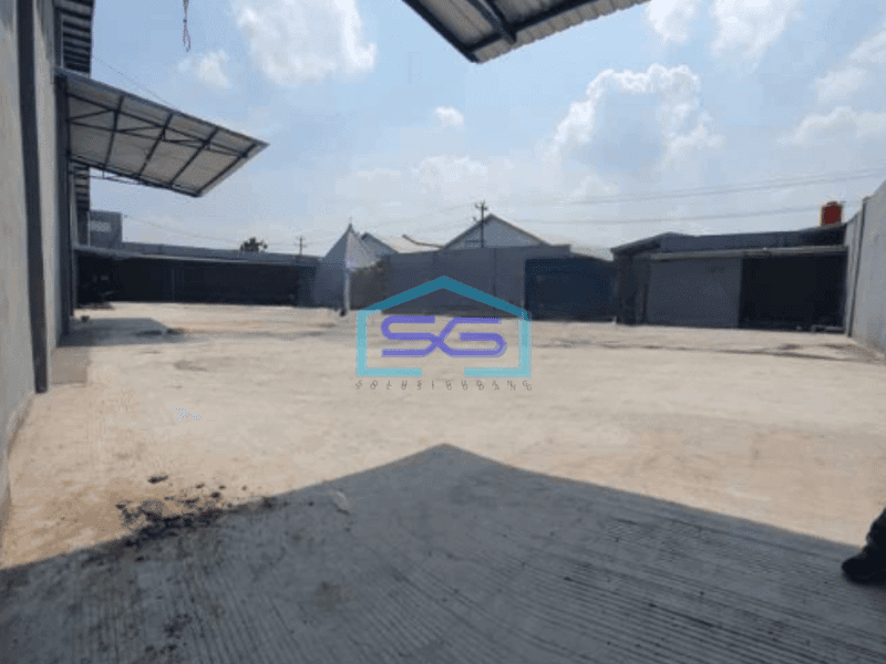 Disewakan Gudang Siap Pakai Luas Bangunan  2400 m² Akses Container di Karanganyar Surakarta