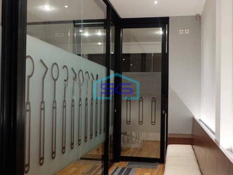 Disewakan Ruko 3 Lantai Strategis Pusat Bisnis Dan Niaga Setrasari Bandung LB 225m2