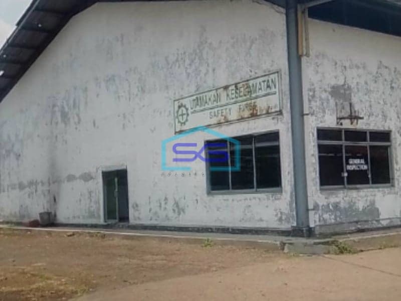 Disewakan Gudang Bersama Cisirung  Di Moch Toha Bandung Luas Bangunan  8800 m²