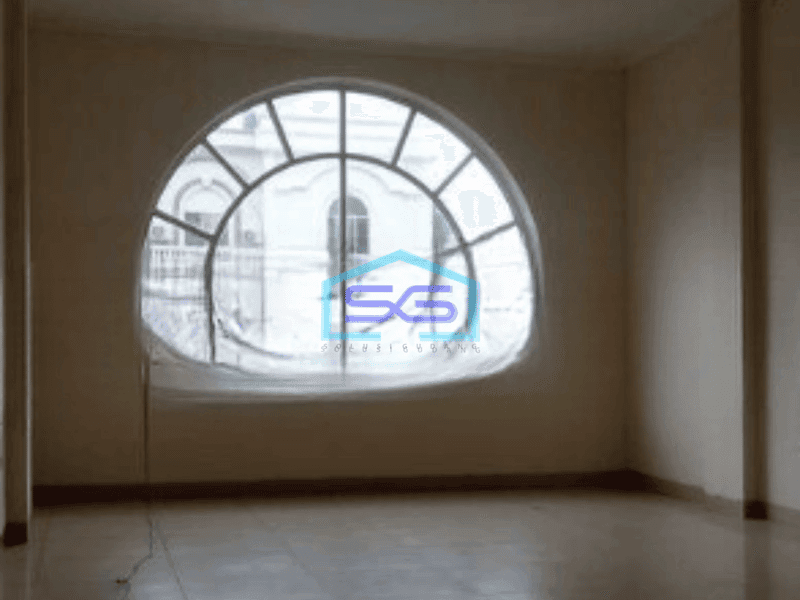 Disewakan Ruko 3 Lantai di Green Lake City Jakarta Barat Luas Bangunan 256 m²