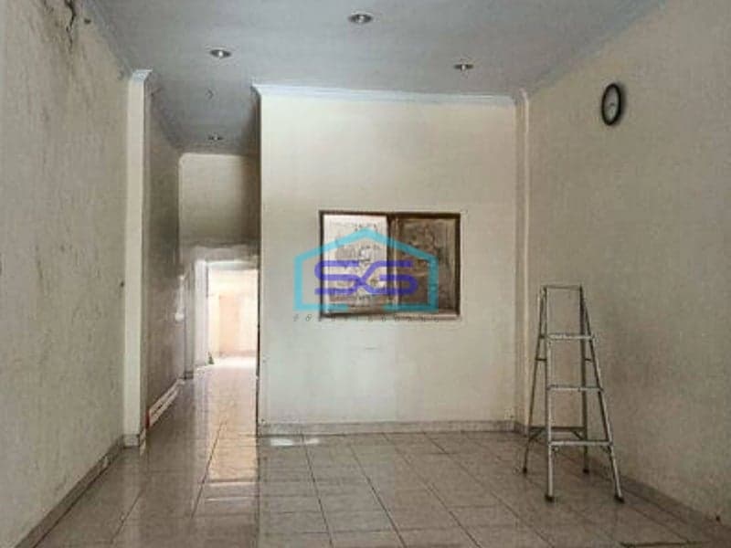 Disewakan Ruko 3,5 lantai di Muara Karang Jakarta Utara Jalan Utama Strategis LB 322m2