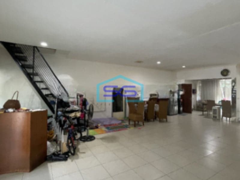 Dijual Ruang Usaha Area Komersil Di Kebayoran Baru Jakarta Selatan LB 600m2