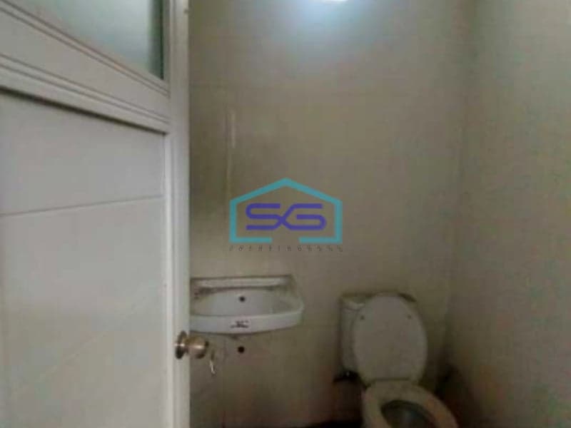 Disewakan Gudang Akses Jalan Bisa truk engkel Dukuh Kupang Surabaya LB 180m2