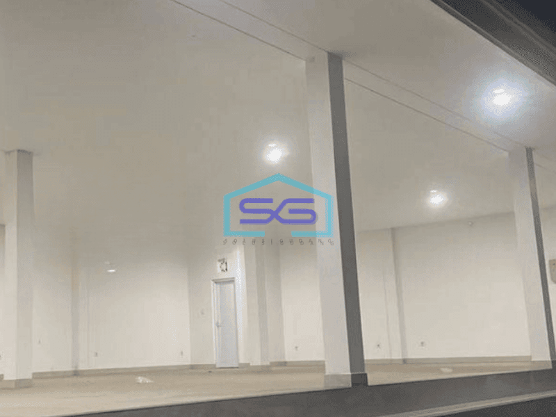 Disewakan Ruko di Jalan Utama Pererenan Bandung Luas Bangunan 150 m²