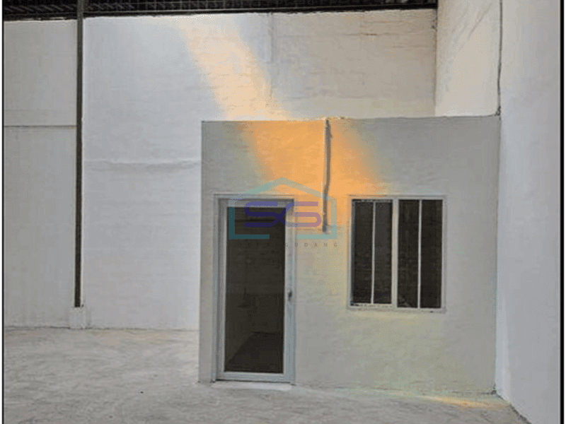 Disewakan gudang murah siap pakai di teluk naga