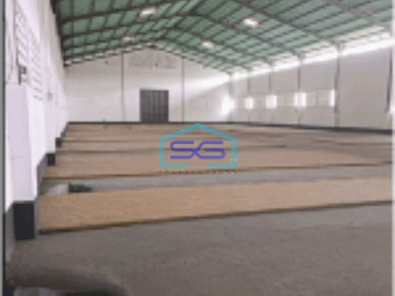 Disewakan gudang siap pakai di kawasan akong sepatan
