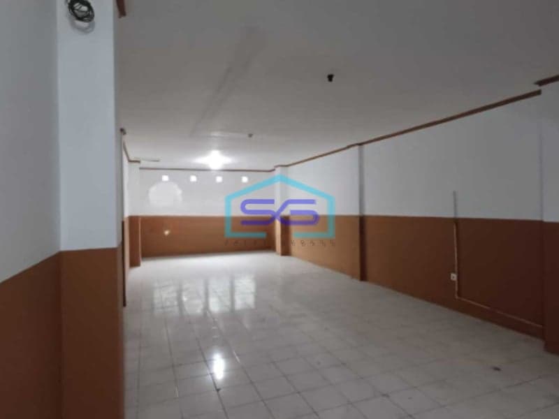 Disewakan Ruko Daan Mogot Jakarta Barat Bangunan Baru LB 210m2