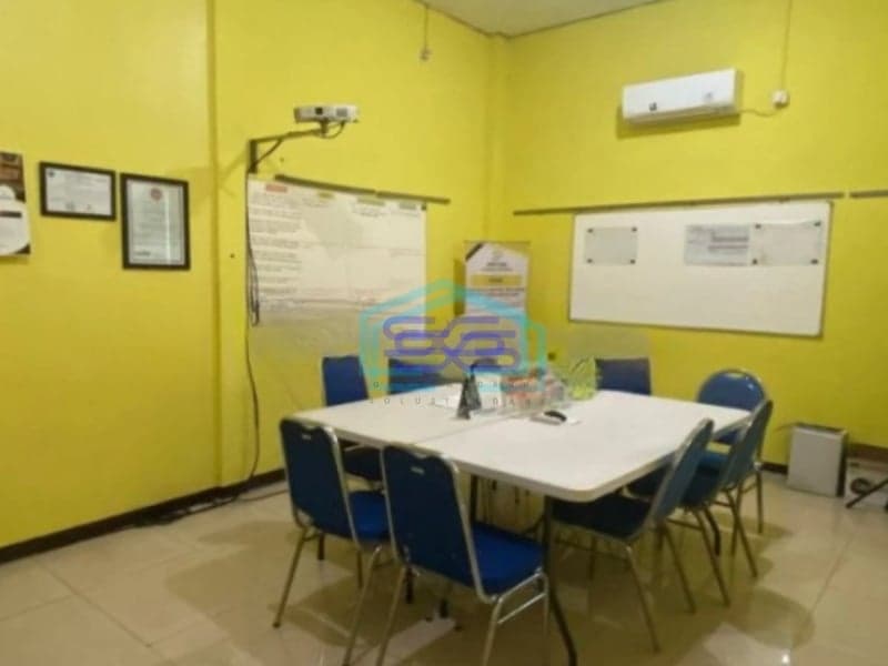 Dijual Gudang Lokasi Strategis Luas Tanah 970 m² di Krian Sidoarjo