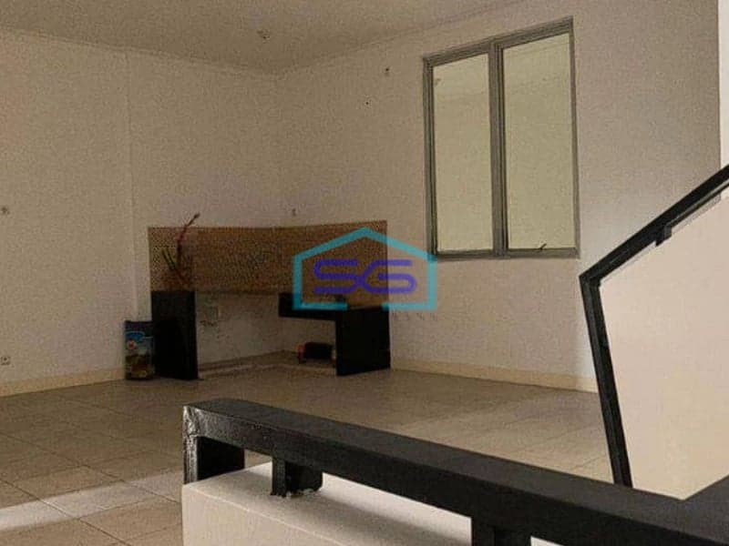 Dijual Ruko Cemara 3 Lantai Di Harapan Indah, Bekasi LB 225m2