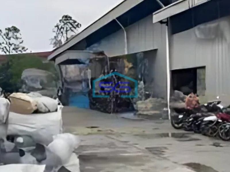 Dijual Murah Tanah Gudang LT 3000 m Ada Bangunan LB 1200 Kawasan Industri Tiga Raksa Tangerang