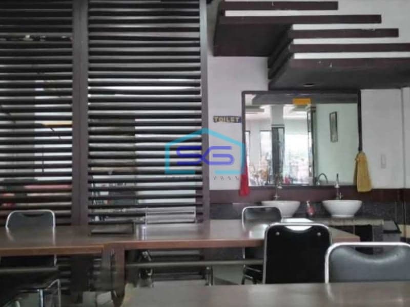 Disewakan Ruko 2 Lantai Ex Resto di Jalan Utama Grand Galaxy Bekasi LB 280m2
