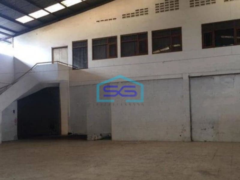 Disewakan Gudang di Kopo Permai Luas Tanah 3700 m²
