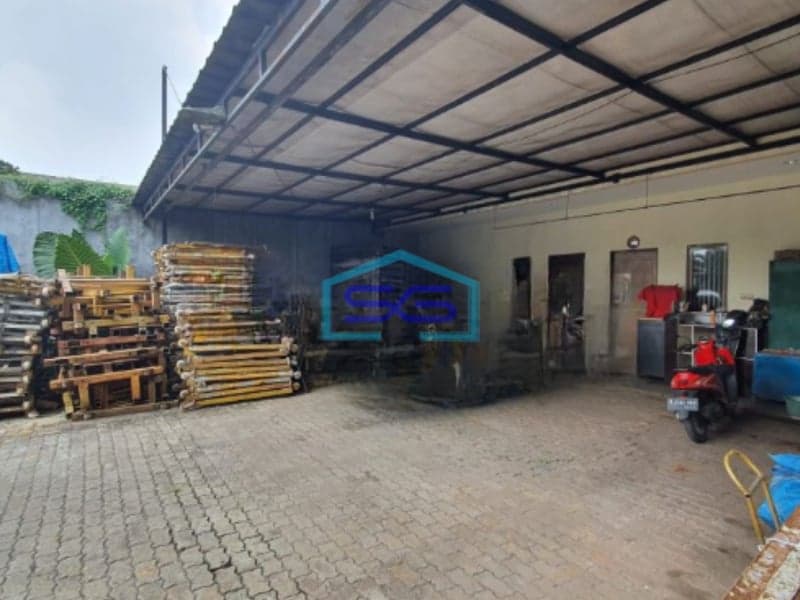 Dijual Ruko Lokasi di Meruya Jakarta Barat Luas Tanah 493m2