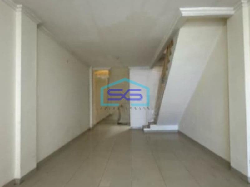 Dijual Ruko Luas Bangunan 200 m² Lokasi Bebas Banjir di Jakarta Barat