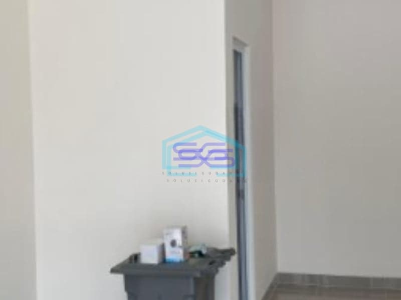 Disewakan Ruko 3 Lantai Luas Tanah  100 m² Lokasi di Tangerang