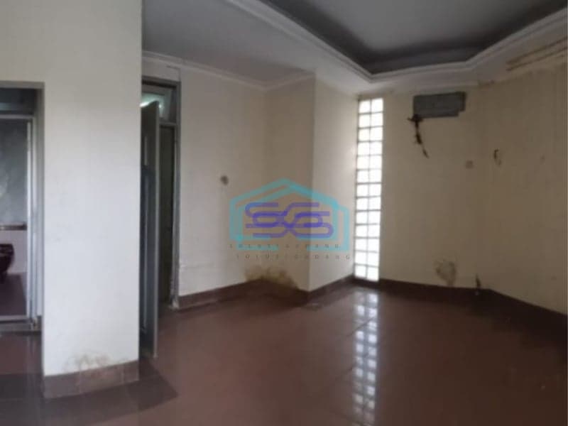 Dijual Ruko Luas Bangunan  360 m² Lokasi Jakarta Barat