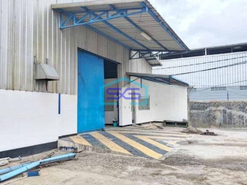 Disewakan Gudang Bagus Siap Pakai di Kavling Dpr Cipondoh Tangerang LT 1600m2