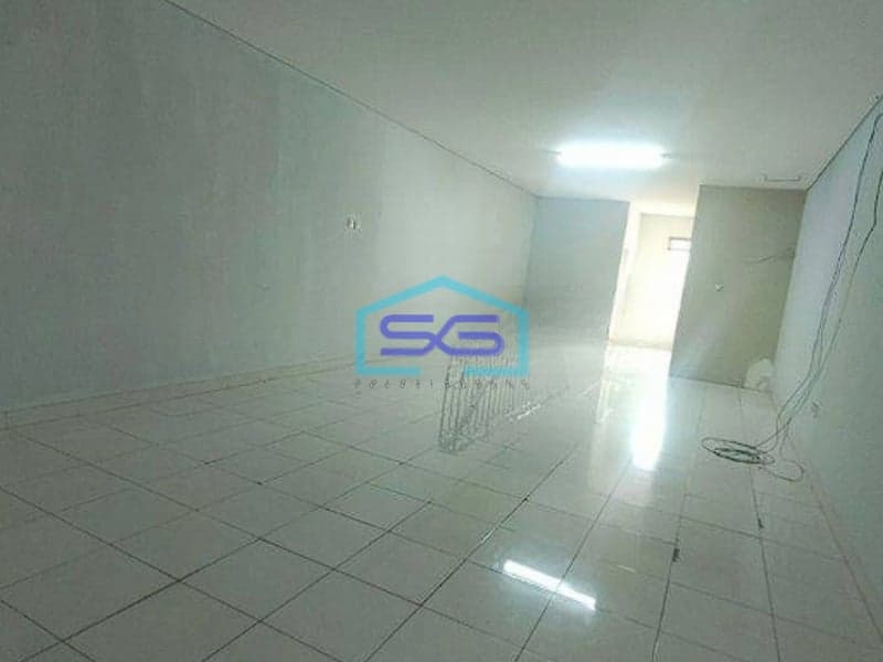 Disewakan Ruko 2 Lantai Bagus di Lippo Cikarang Luas Bangunan 177m2