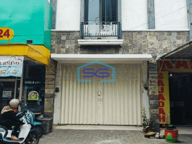 Disewakan Ruko Dua Lantai Di Tengah Kota Mojokerto Luas Bangunan 200m2