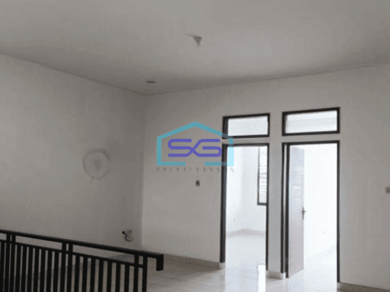 Disewakan Ruko 2 lantai Strategis Di Sayap Karapitan Bandung Kota LB 160m2