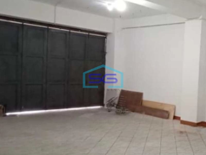 Disewakan Ruko 3 Lantai di Jalan Pungkur Regol Bandung Luas Bangunan 180m2