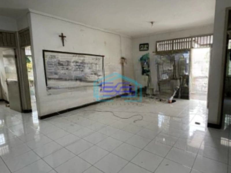 Disewakan Ruko Lokasi Strategis Luas Tanah 355 m² di Semarang