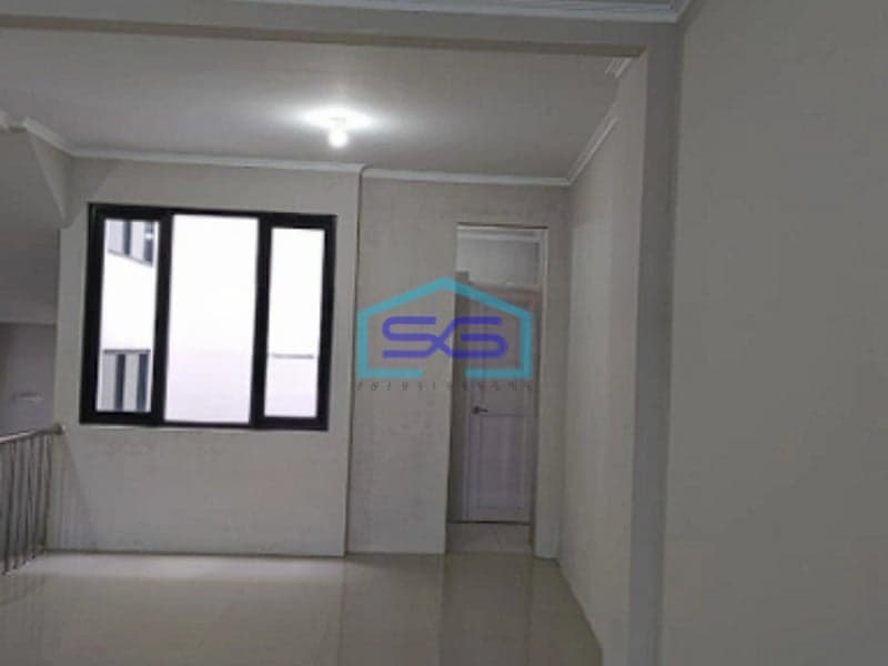 Dijual Ruko Baru 3 Lantai di Tebet Timur Jakarta Selatan LB 300m2 Strategis Depan Jalan Raya
