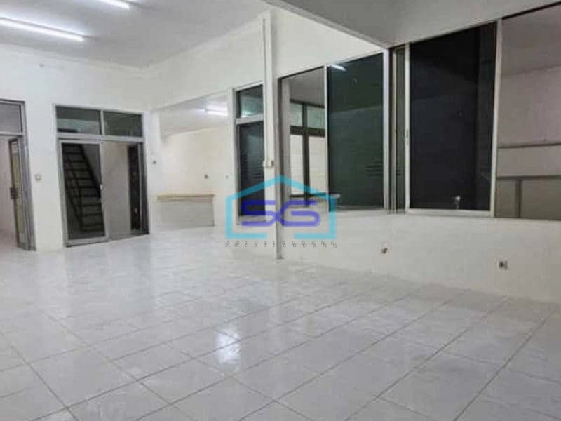 Disewakan Ruko Strategis Dekat Kawasan Bisnis Jakarta Selatan LB 280m2