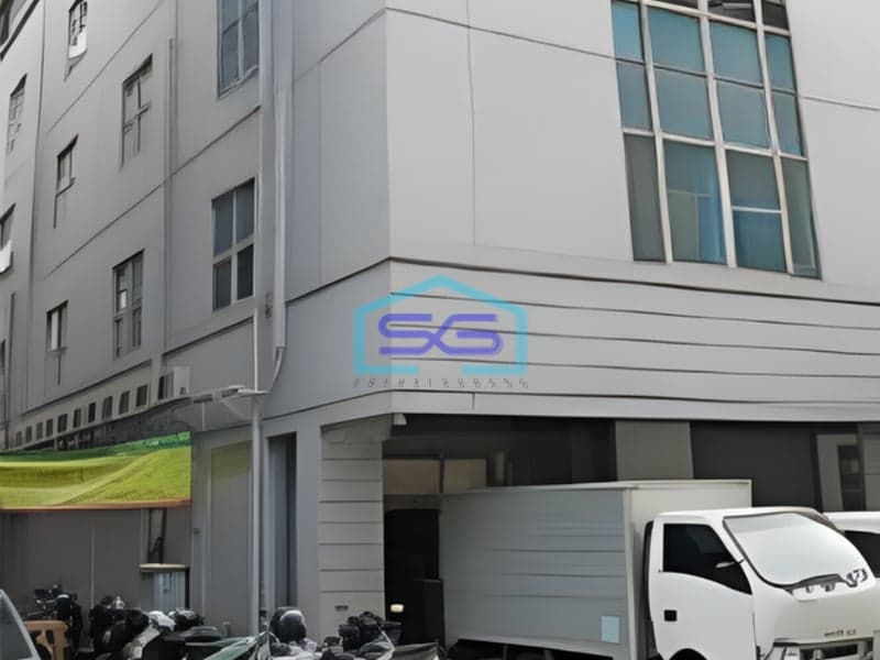 Dijual Ruko Luas Tanah 136 m² Lokasi di Kembangan Jakarta Barat