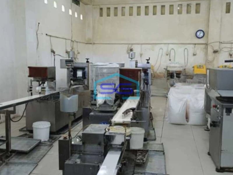 Dijual Pabrik Luas Bangunan  3000 m² Lokasi Bebas Banjir di Jimbaran Bandung