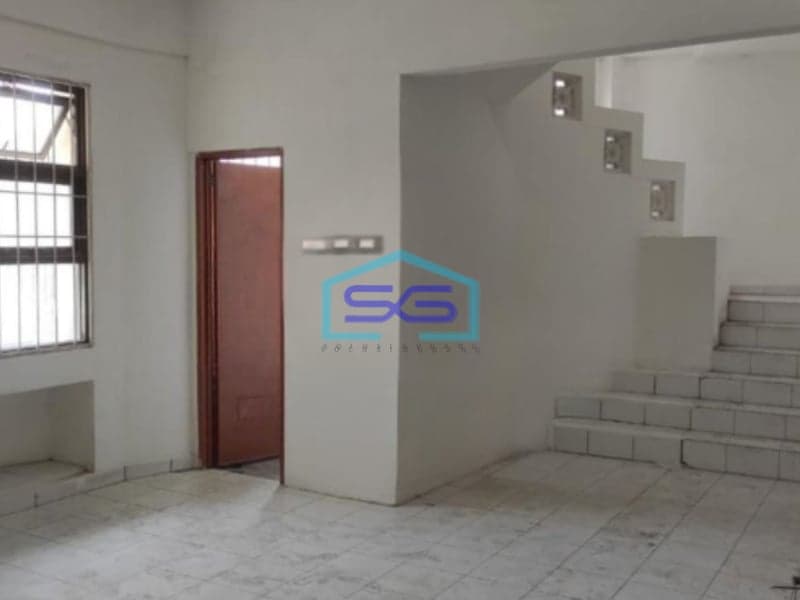 Disewakan Ruko 2 Lantai Di Narogong Bekasi Luas Bangunan 200m2