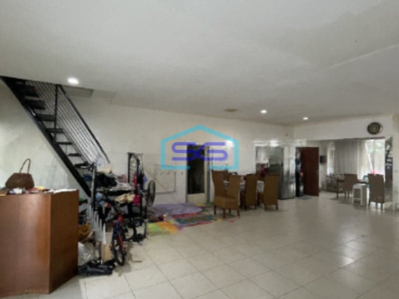 Dijual Ruang Usaha Area Komersil Di Kebayoran Baru Jakarta Selatan LT 387m2