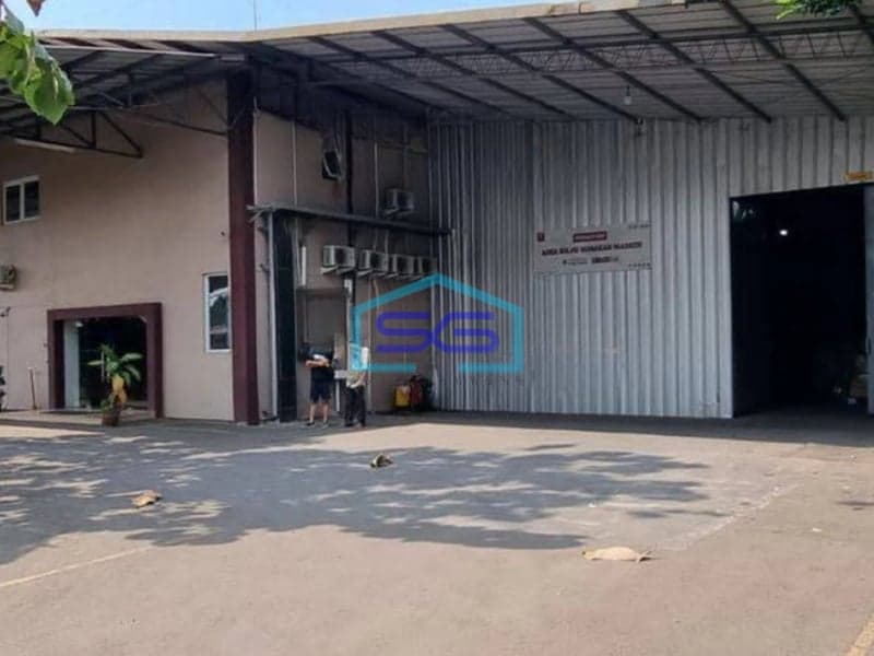 Dijual Gudang Strategis di Jalan Raya Narogong Bekasi Luas 4200m2