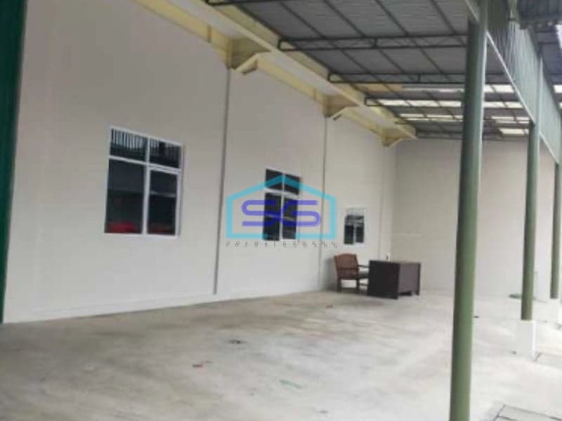 Disewakan Gudang Bagus Luas Bangunan 800m2 di Alam Sutra Serpong Tangerang Selatan