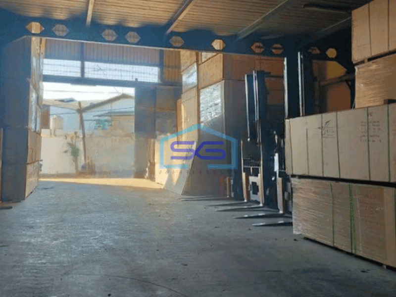 Dijual Gudang Luas Bangunan 1662 m² di Margomulyo Surabaya Akses Container 40 Feet