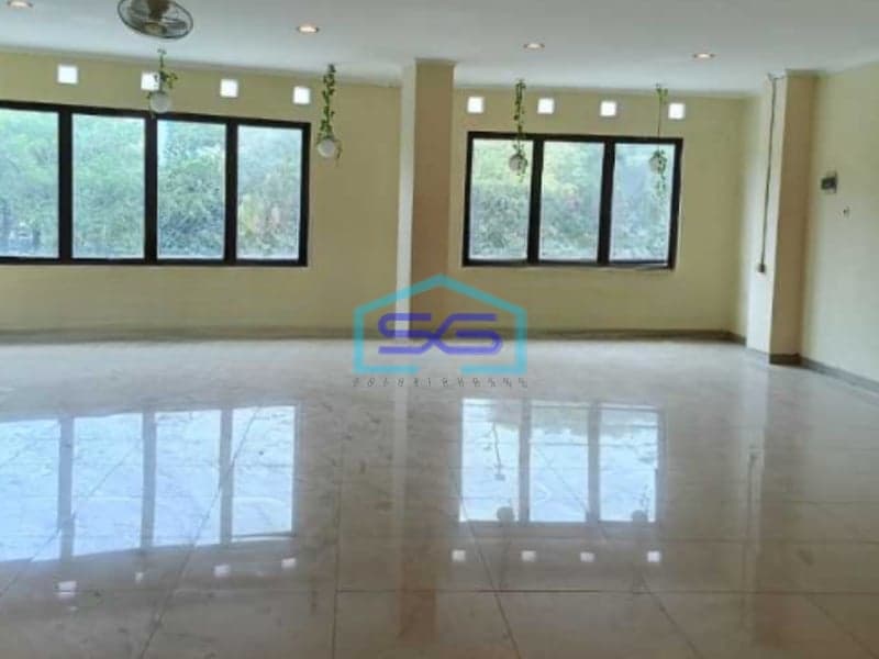 Disewakan Ruko Luas Tanah 130 m² Lokasi di Jakarta Barat