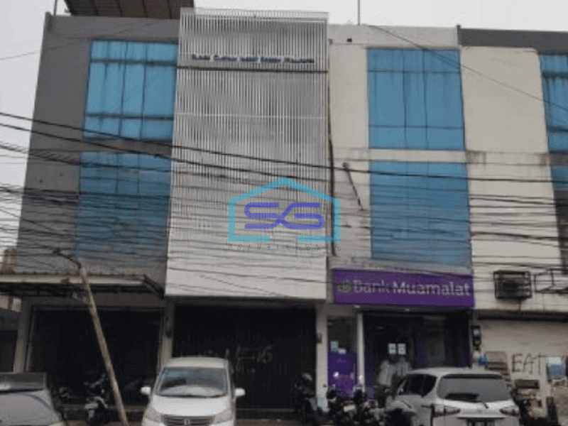 Dijual Ruko Luas Bangunan  300 m² Lokasi Strategis di Pangeran Jayakarta Jakarta Pusat