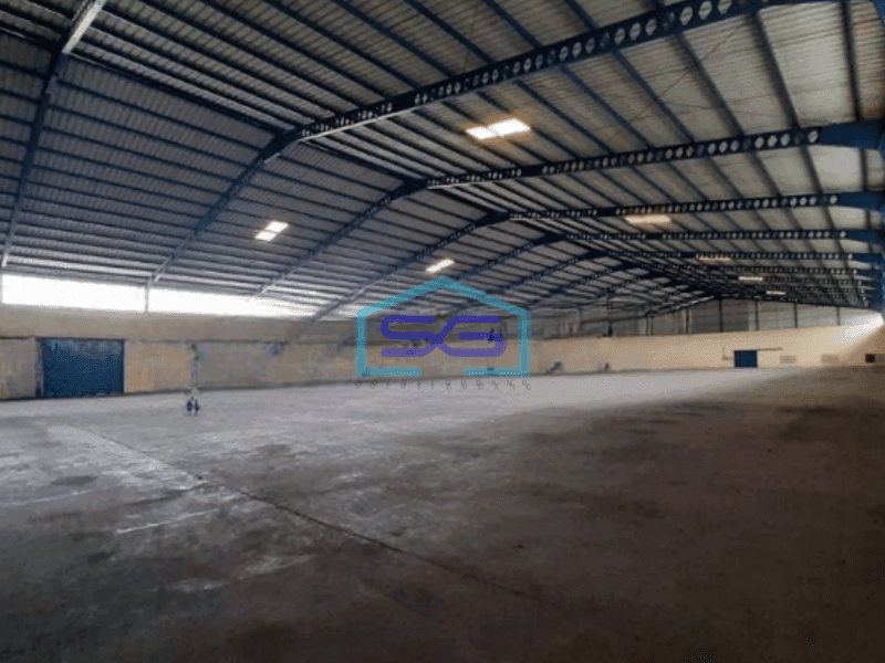 Disewakan Gudang Siap Pakai Luas Bangunan 4000 m² di Batujajar Bandung
