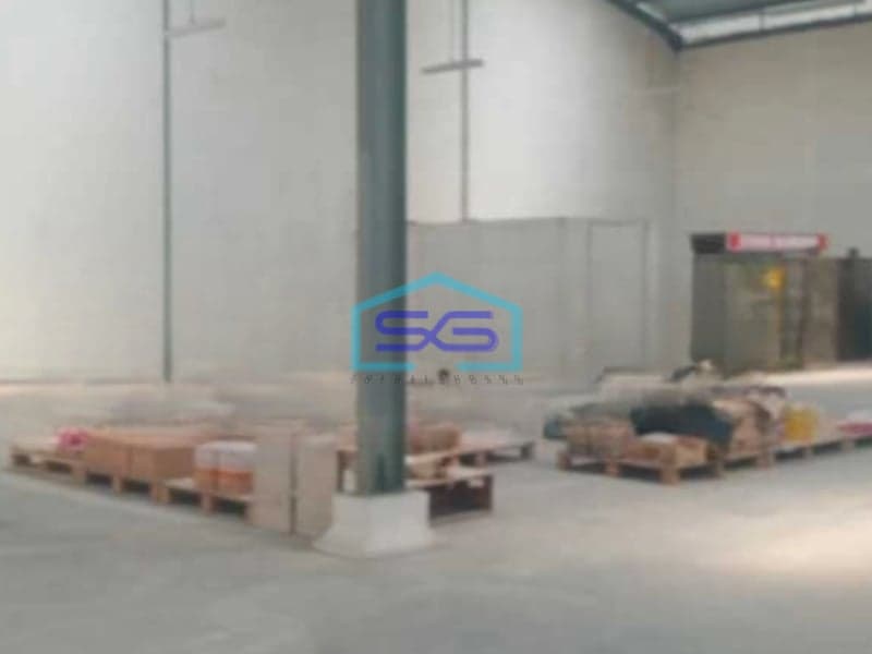 Disewakan Gudang Ada Loading Dock Luas Tanah 864 m² Lokasi Bekasi