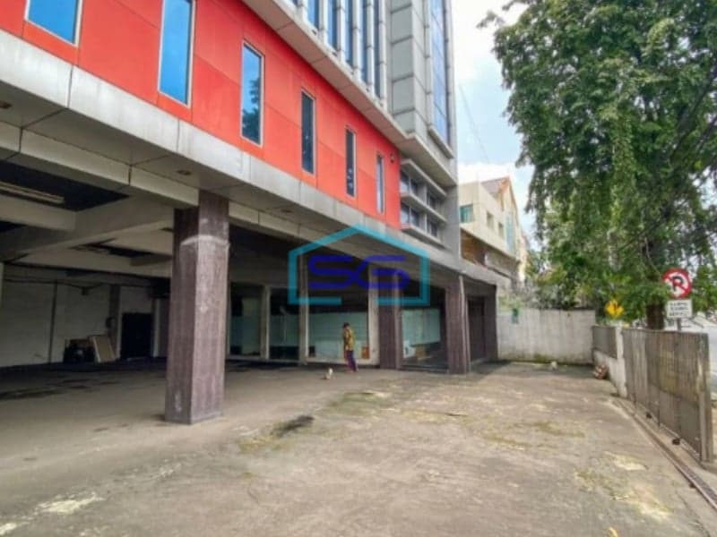 Dijual Gedung Kantor Bagus Lokasi Strategis di Jakarta Selatan LB 1200m2