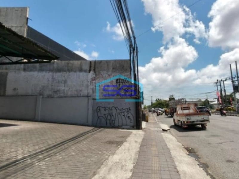 Disewakan Gudang di Pinggir Jalan Teuku Umar Barat Denpasar Bali Akses Tronton LT 1200m2