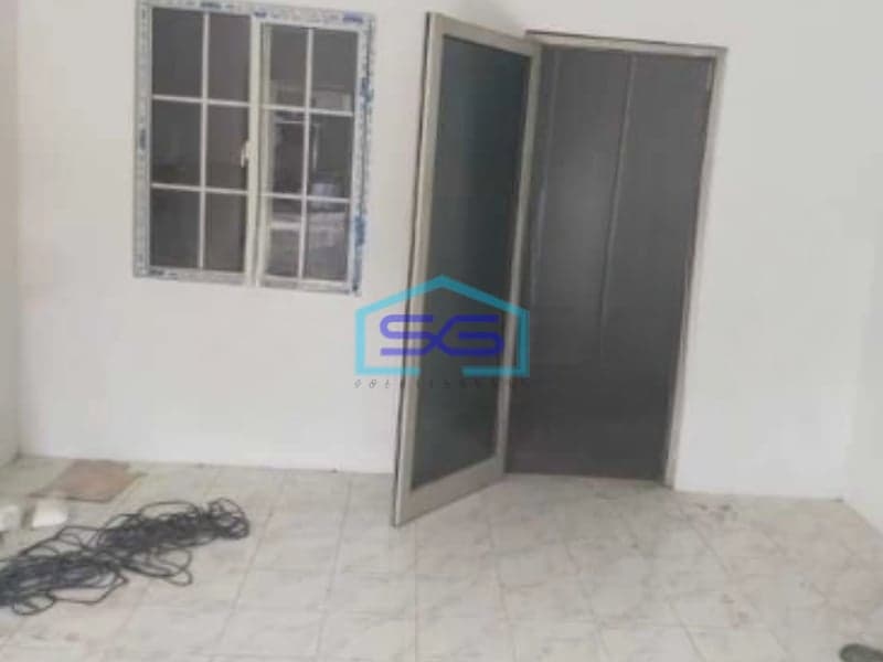 Disewakan Gudang Akses Container 40 Feet Luas Bangunan 306 m² Lokasi Curug Tangerang