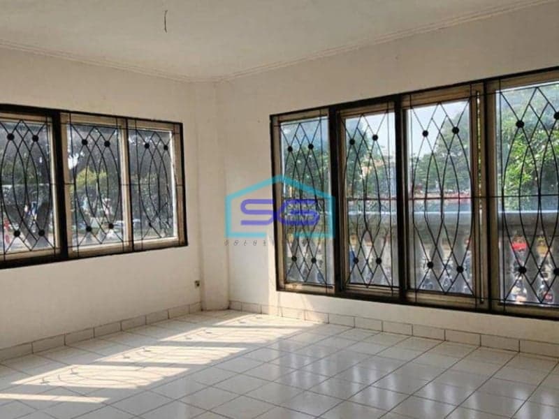 Disewakan Ruko Siap Usaha Di Pasar Modern Bsd Serpong Tangerang Lokasi Premium