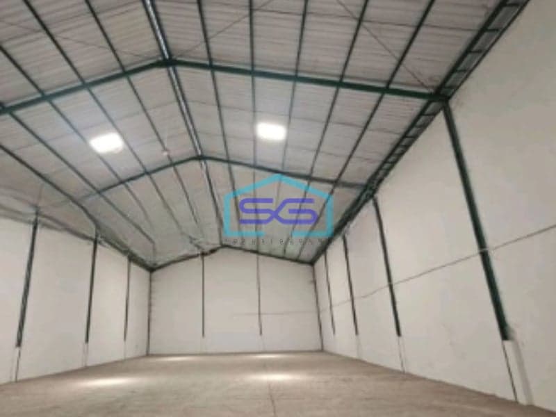 Disewakan Gudang Akses Container Luas Tanah  1260 m² Lokasi Bebas Banjir di Buduran Sidoarjo