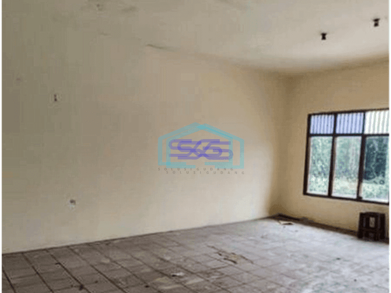 Dijual gudang bagus 1000m2 di Lingkar Luar Cengkareng